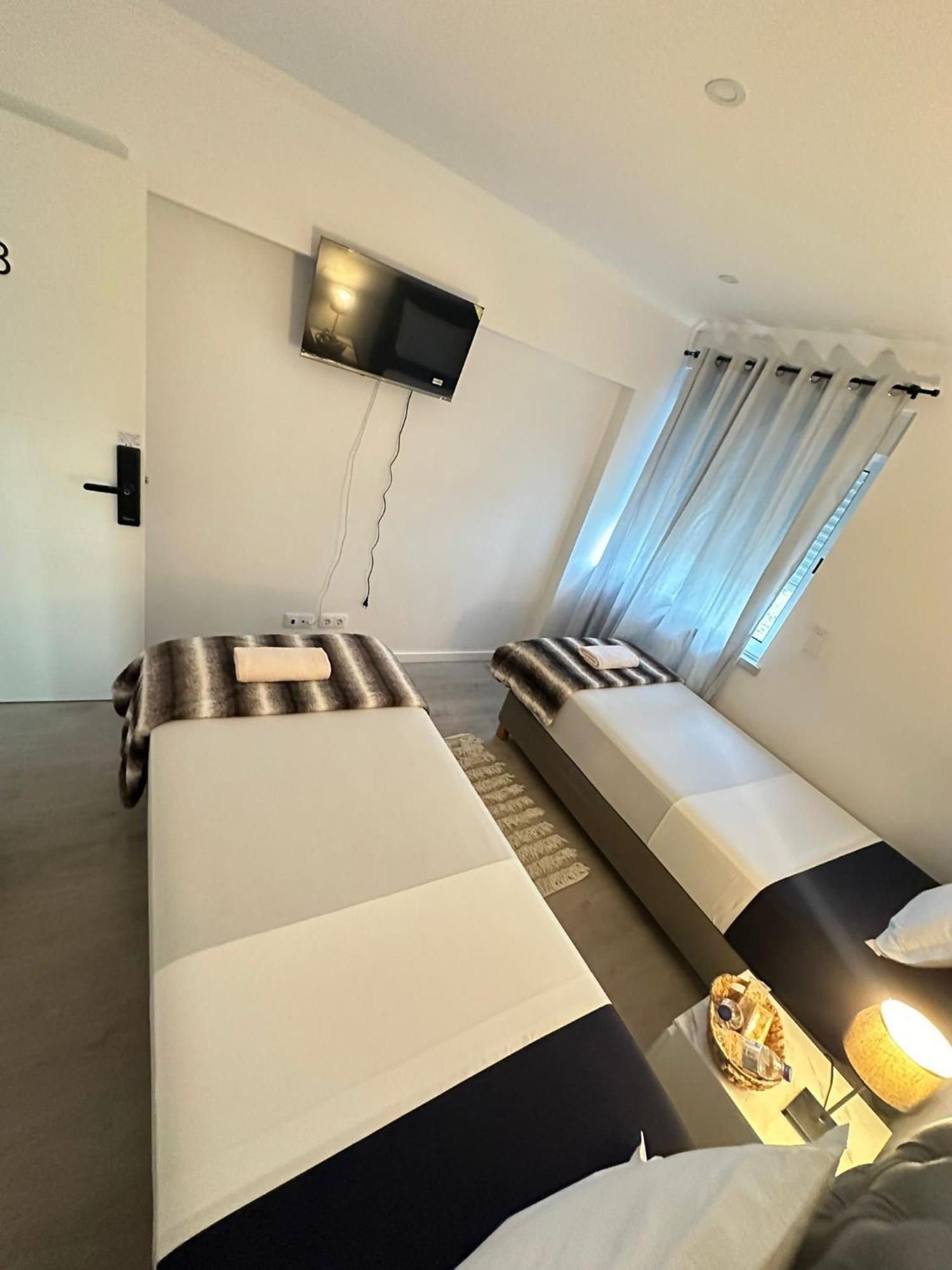 Airport Room Lisboa Ngoại thất bức ảnh