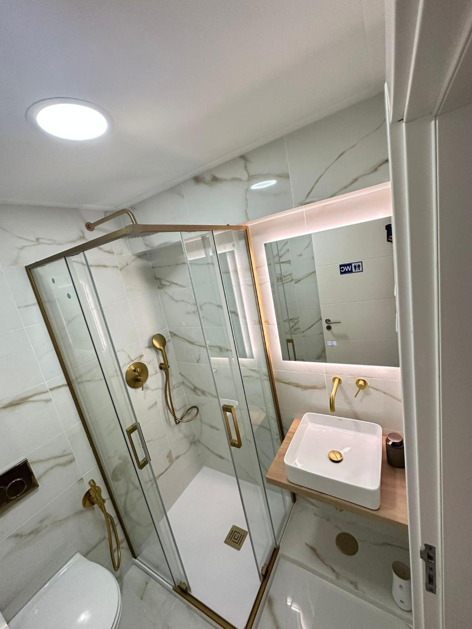 Airport Room Lisboa Ngoại thất bức ảnh